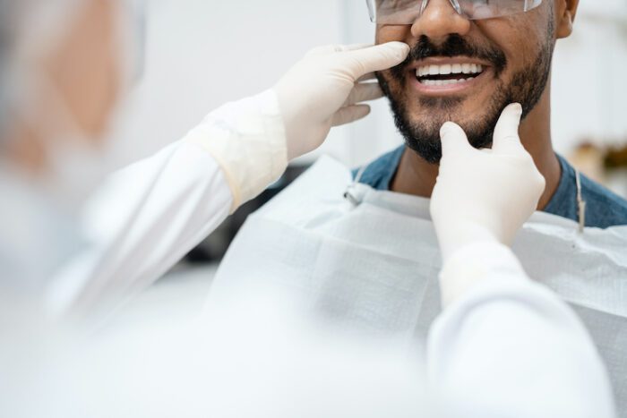 Tooth extraction can seem daunting. Understanding the process often helps alleviate anxiety. Knowing what to expect prepares you.