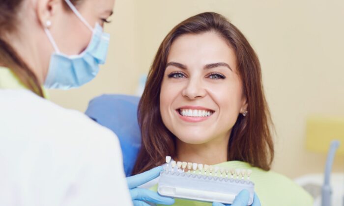 The investment in porcelain veneers requires proper care and maintenance. Understanding how to maintain them is crucial.